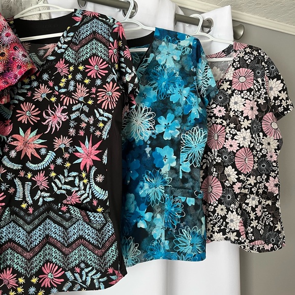 Assorted Scrub Tops - Picture 3 of 3